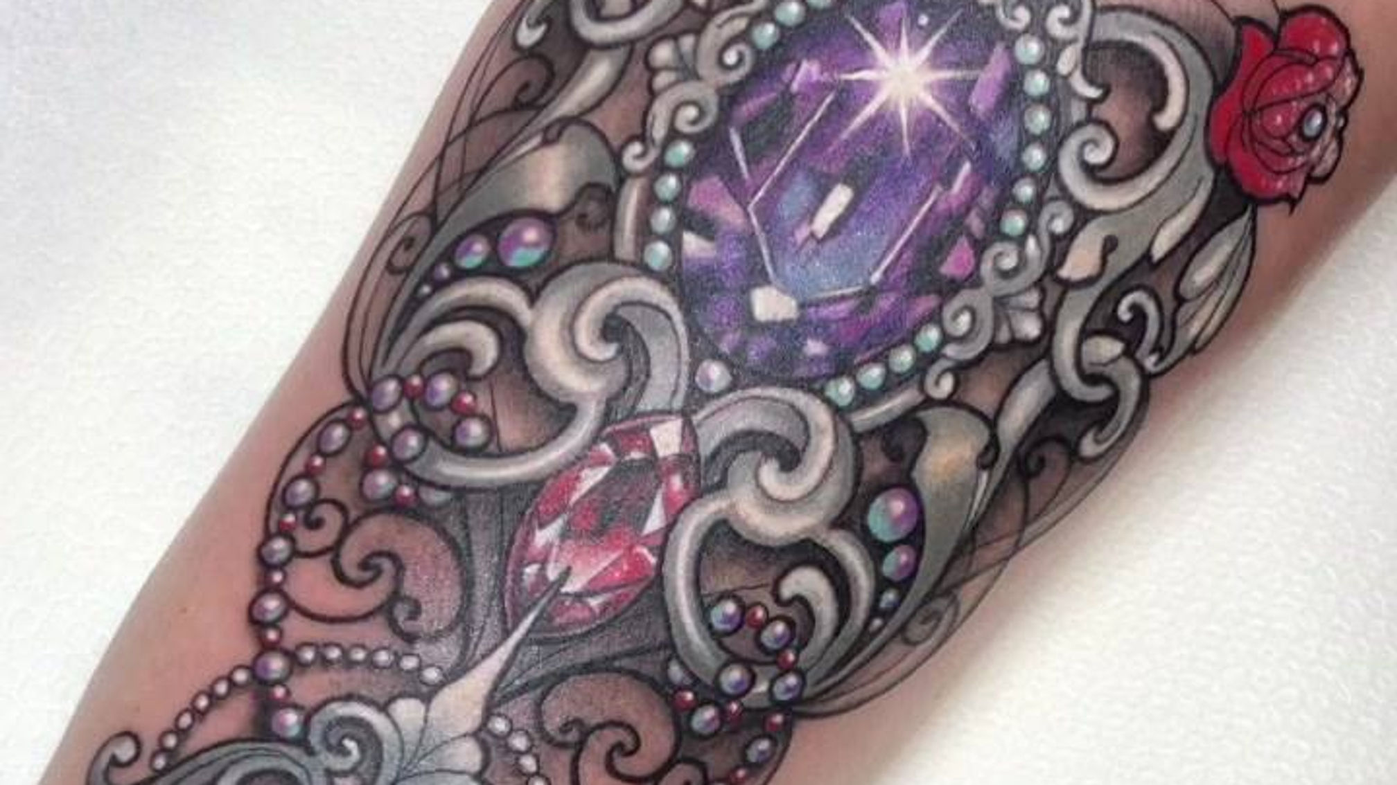 Thank you Lauriane!!!! 💎 you sat so well!
Done at @milanotattooconvention
Made with the best 💎
@inkjecta @inkjectapro
@stencilforte @dermalizepro @worldfamousink @killerinktattoo @balm_tattoo
@fytcartridges